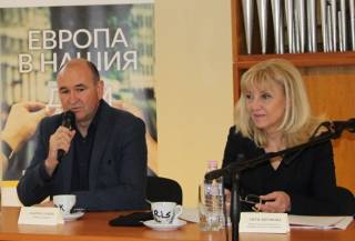 Министър Аврамова: Част от пътищата в обхвата на тол системата ще бъдат с нулева такса