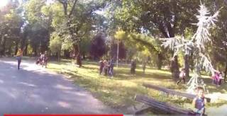 Разходка в есенният парк на Ямбол и Щастливо детство