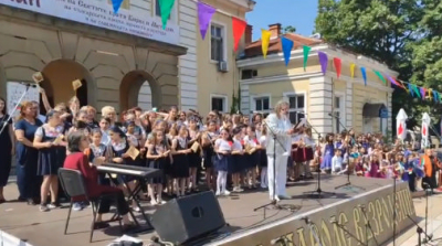 ВИДЕО/ Празничната програма в чест на 24 Май в центъра на Ямбол