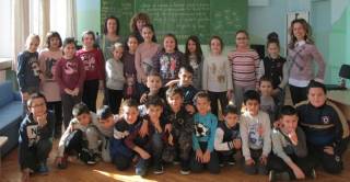 „Приключения опасни със герои сладкогласни“