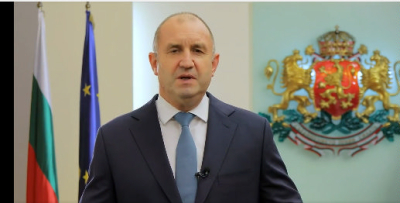 ПРЕЗИДЕНТЪТ РУМЕН РАДЕВ: