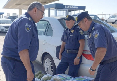 Митничари спряха контрабанда на марихуана за над 1.2 млн. лева на ГКПП Лесово