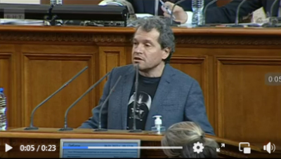 Към Председателя на НС...&quot;Защото вече започвате да будите мисли&quot;