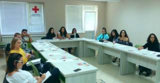 В залата на ОС на БЧК – Ямбол се проведе обучение за