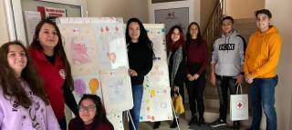 На сто години, пък младеят