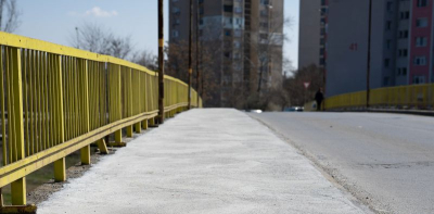 Нов тротоар, нов паркинг и бетонна пътека са част от обектите,