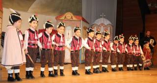 Рекорден брой участници в днешния Детски коледарски празник в Ямбол