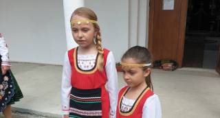 Нова камбана за храма