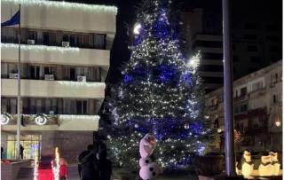 4778 СА ИМЕНИЦИТЕ В ЯМБОЛ НА СТЕФАНОВДЕН. РЪКОВОДСТВОТО НА ОБЩИНАТА ЧЕСТИТИ НА ВСИЧКИ!