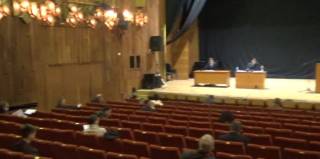 Започна сесията на Общински съвет Ямбол. За пръв път, заради извънредното положение се провежда в