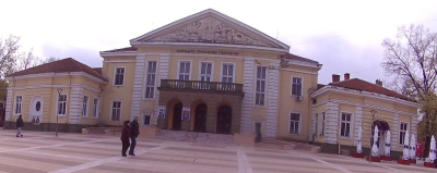 28 май в Ямбол - два спектакъла, концерт и ...книги