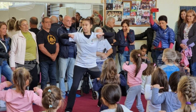 Петкратната световна шампионка по акробатика Боянка Ангелова