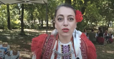 Фестивал на носията и традициите събра стотици в село Генерал Инзово