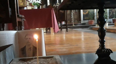 Днес, намерете време, запалете свещичка,