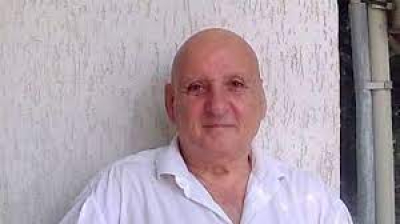 "За хранениците на народа, така следва да бъде!" /такова иска да е заглавието инж. Петров!/