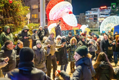 Общоградско веселие в новогодишната нощ в Ямбол