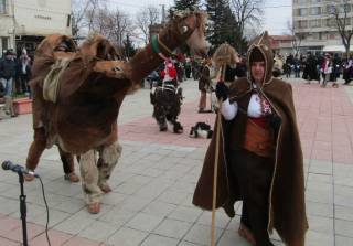 КРАСИВ НАРОДЕН ПРАЗНИК