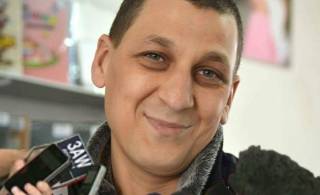 Екипът на Спешно отделение в Ямбол честити на колегата д-р Вълчев голямото отличие /И ВИДЕО/