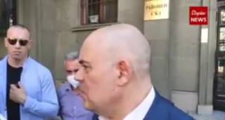 ДОПЪЛНЕНА. Главният прокурор Гешев в Ямбол : Аз с политика не се занимавам. В момента съм в отпуск запознавам се с колегите...