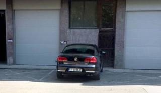 Кмет се глоби сам за неправилно паркиране