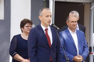 Остра среща с министъра на образованието