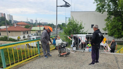 ВНИМАНИЕ !В ЯМБОЛ РЕМОНТИРАТ МОСТ