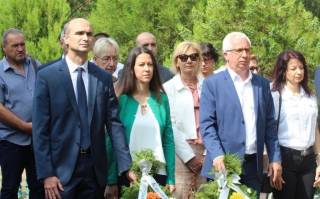 /допълнена/ Кметът и областния управител не почетоха 2 юни