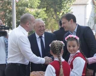 Държавният глава Румен Радев посети Болярово и какво каза на партиите в Тополовград