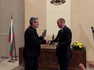 Диригентът Илиевски получи от Славов Голямата награда