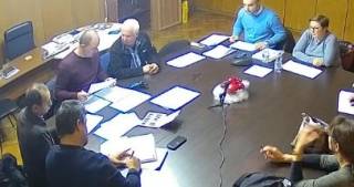 9 милиона ЕВРО на НАШ ГРЪБ за пет минути. А КОМИСИОНА КОЛКО Е, бе?