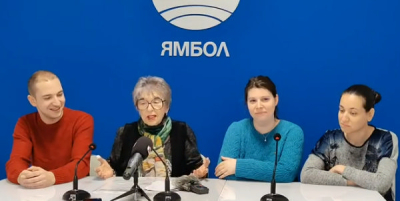 Пред премиерата на новата постановка на Куклен театър-Ямбол