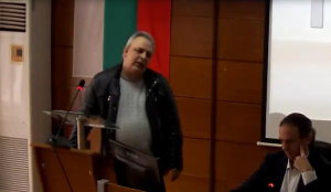 За нощното аптечно обслужване в Ямбол /за ПР ли става дума/ леки корекции и допълнено/