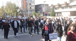 В Ямбол около 200 служители в ресторанти и хотели/НЯКОИ ПРЕДПОЧИТАЛИ ПЛАТЕН ЛОКДАУН