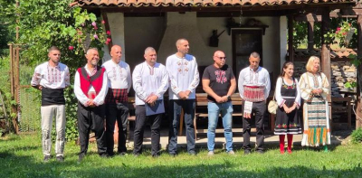 Село Генерал Инзово събра пазителите на българския дух на