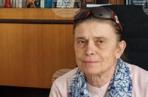 В Световния ден на театъра - директорът на ДТ "Невена Коканова" пред Мира Безус, БТА