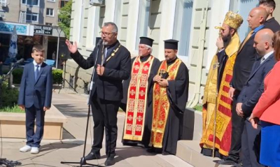В празнично слово кметът на Община &quot;Тунджа&quot; Станчо Ставрев поздрави, благодари и обеща