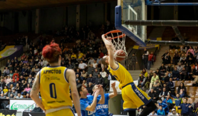 Баскетболна победа в столицата