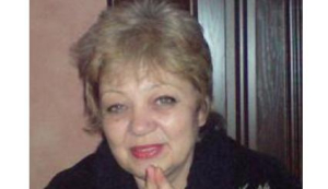 В прозорчето на Алис: С поетесата Катя Маринова /13 стх. за размисъл/