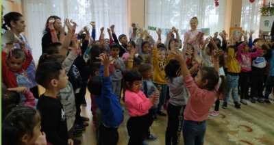 НА ПЪРВИ МАРТ СЪС СЛЪНЧЕВИ УСМИВКИ