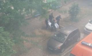 Обесен възрастен мъж е намерен тази сутрин в двора на ПГ &quot;Иван Райнов&quot; в Ямбол