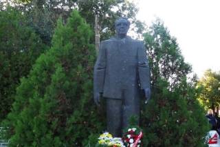 С тридневни прояви ще бъдат