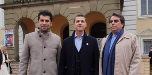 ШАРЛАТАНИТЕ ВЗЕХА ХЕЛИКОПТЕРНАТА СПЕШНА ПОМОЩ ОТ ЯМБОЛ /ДОПЪЛНЕНА със снимка на местните ПеПе-та, които.../