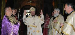 С тържествена служба в най-старата църква на Ямбол &quot;Света Троица&quot;