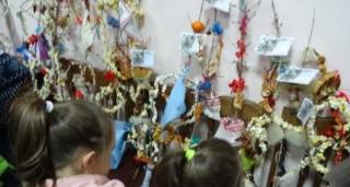 „Духът на Коледа“ - СЪСТЕЗАНИЕ ЗА НАЙ-КРАСИВА СУРВАКНИЦА