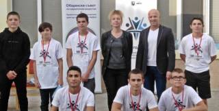 Зам. кметът популяризира бягането в /не от/ училище