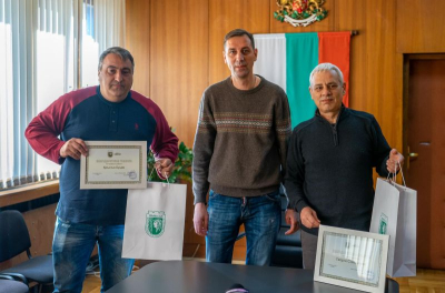 С благодарност към спасителите от Ямбол