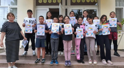 Учениците от начален етап на ОУ „Св. св. Кирил и Методий” –