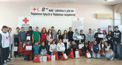 Ученически екипи от три общини се състезаваха по първа помощ в Ямбол