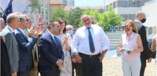 ЯКО УСЕЩАНЕ ЗА ЛУДНИЦА