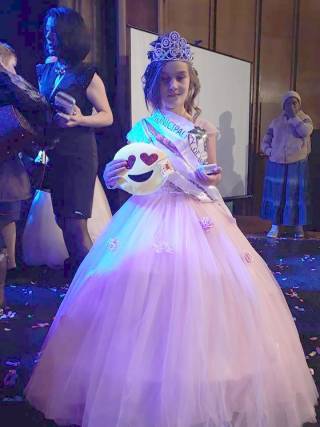 Стралджа има своята малка ЗВЕЗДА